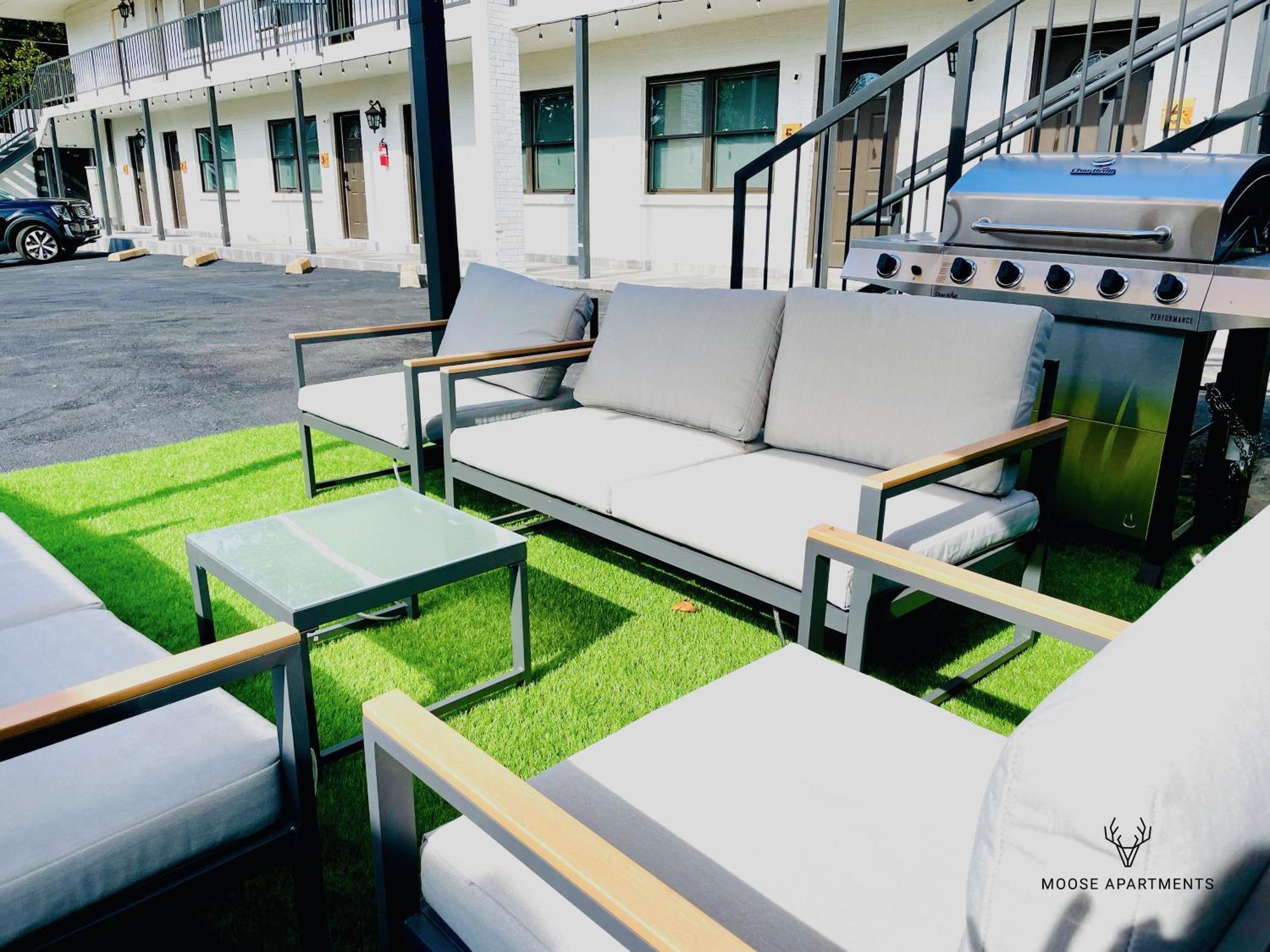 The Moose #7 - Instaworthy Studio With Amazing Views, Free Parking & Heated King Bed เมมฟิส ภายนอก รูปภาพ